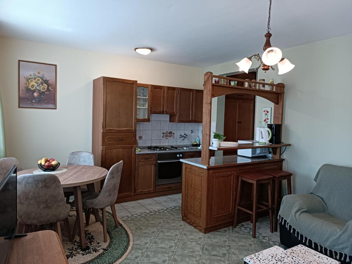 Apartments Stojakovic Пореч Екстериор снимка