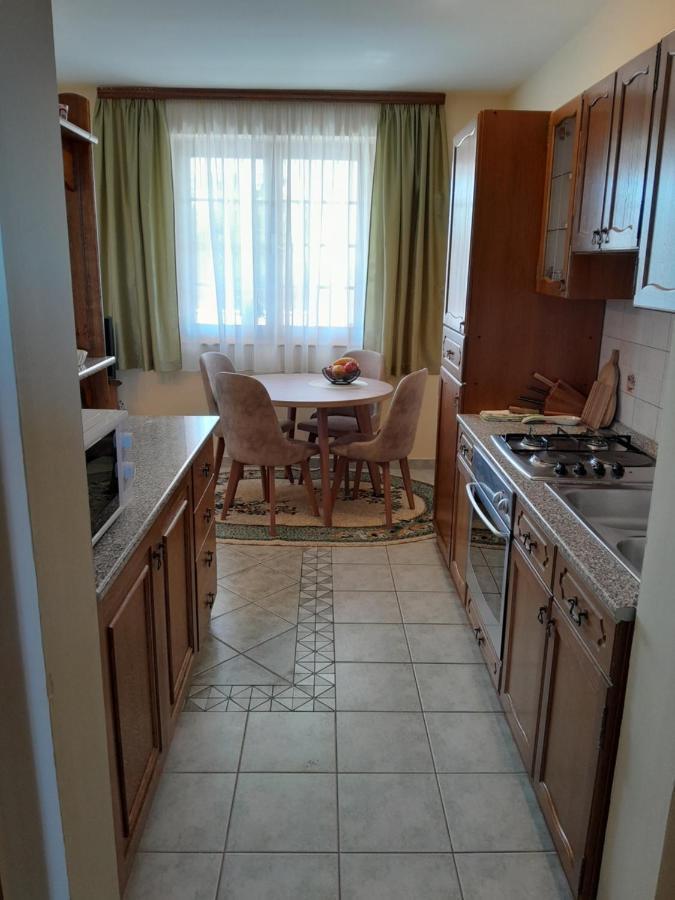 Apartments Stojakovic Пореч Екстериор снимка